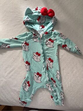 Posh Peanut X Hello Kitty Mint Glow in the dark Halloween hooded Romper